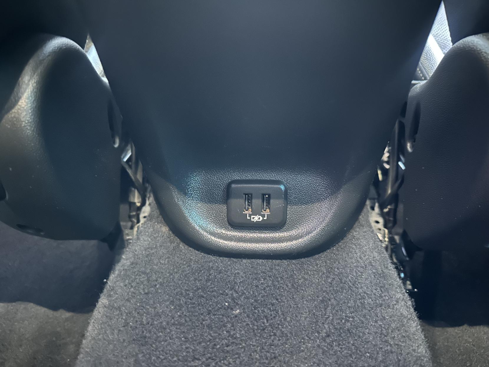 Vauxhall Insignia 2.0 Turbo D BlueInjection Elite Nav Grand Sport 5dr Diesel Automatic Euro 6 (s/s) (170 ps)