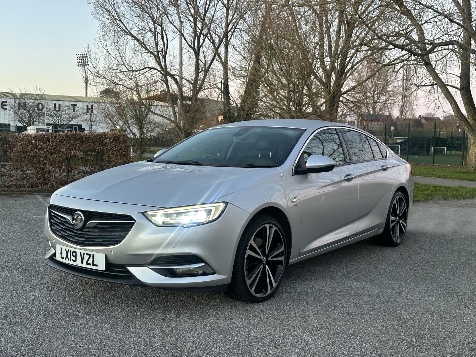 Vauxhall Insignia 2.0 Turbo D BlueInjection Elite Nav Grand Sport 5dr Diesel Automatic Euro 6 (s/s) (170 ps)