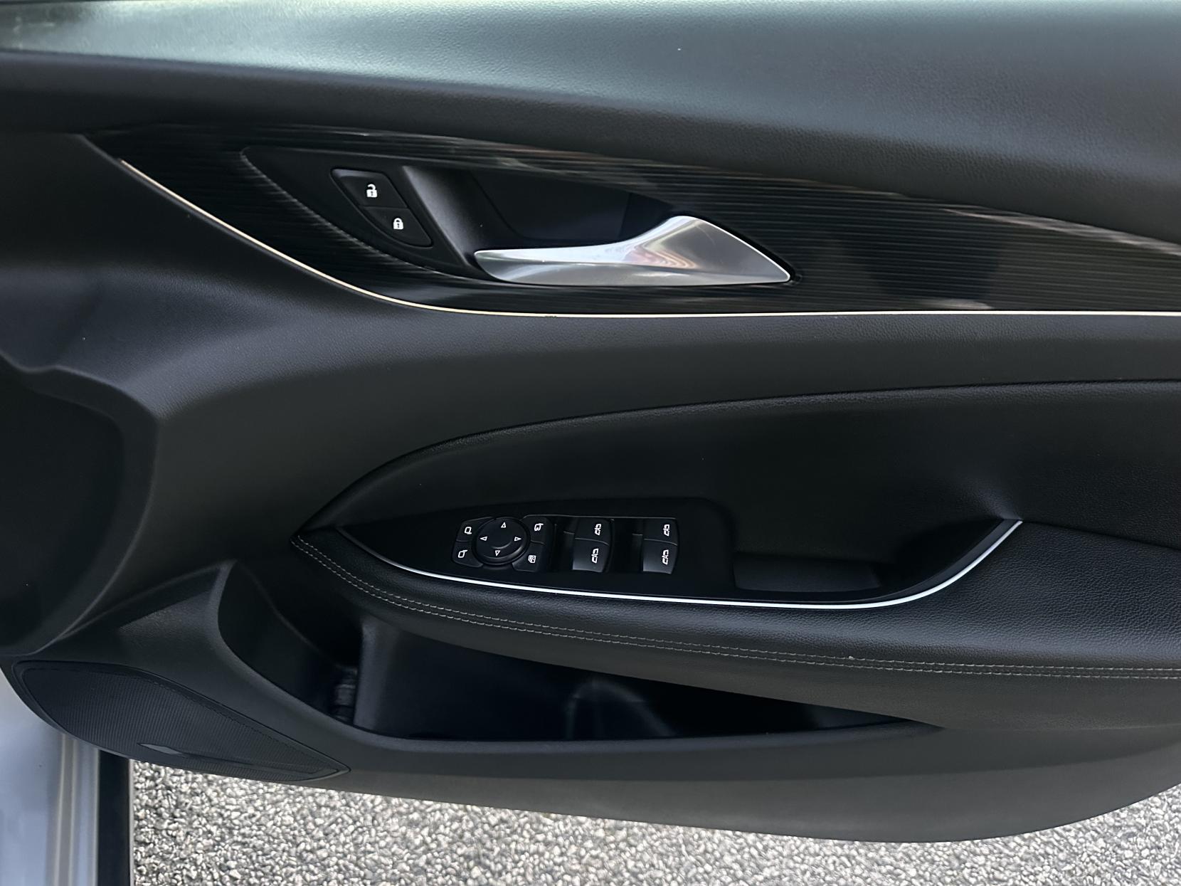 Vauxhall Insignia 2.0 Turbo D BlueInjection Elite Nav Grand Sport 5dr Diesel Automatic Euro 6 (s/s) (170 ps)