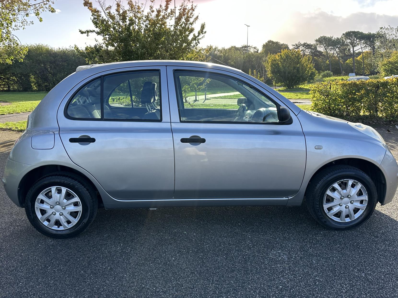 Nissan Micra 1.2 16v S Hatchback 5dr Petrol Manual (143 g/km, 79 bhp)