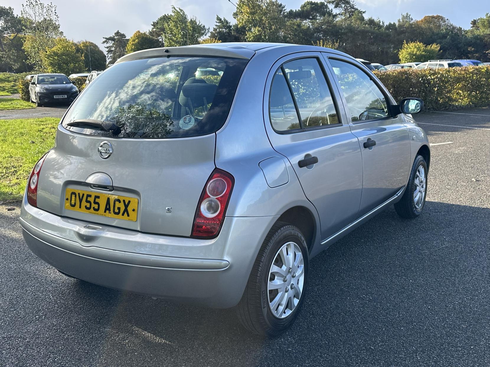 Nissan Micra 1.2 16v S Hatchback 5dr Petrol Manual (143 g/km, 79 bhp)