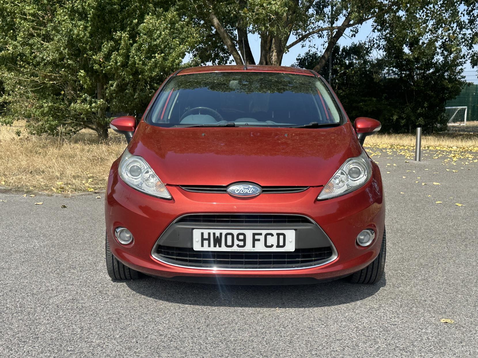 Ford Fiesta 1.4 Titanium Hatchback 5dr Petrol Manual (133 g/km, 94 bhp)
