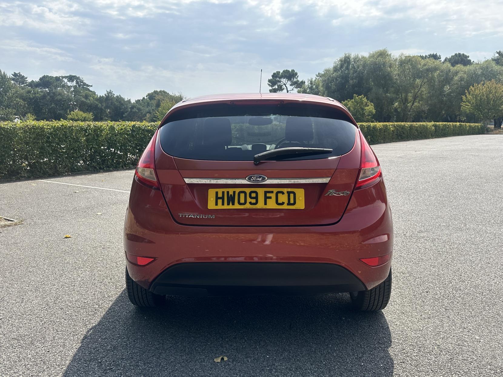 Ford Fiesta 1.4 Titanium Hatchback 5dr Petrol Manual (133 g/km, 94 bhp)