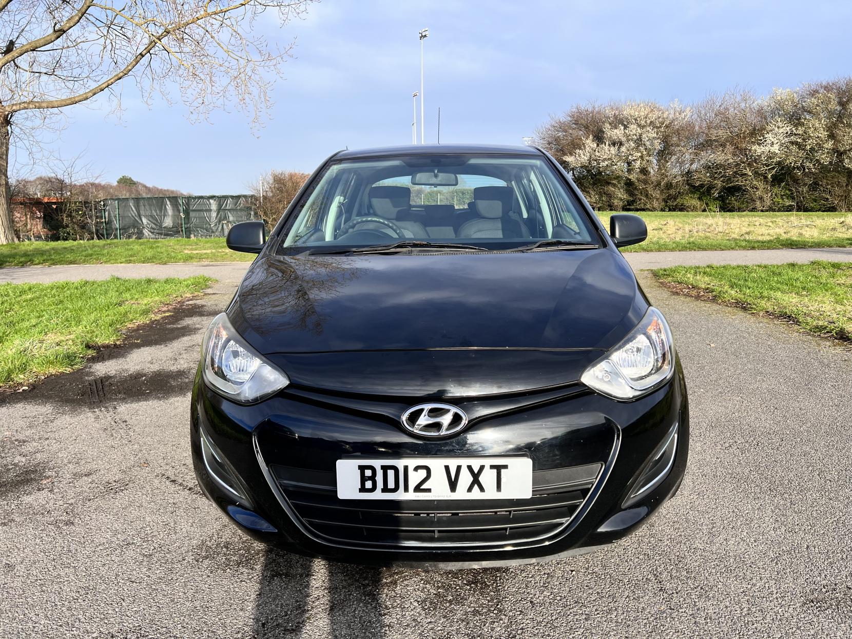 Hyundai i20 1.2 Classic Hatchback 5dr Petrol Manual Euro 5 (85 bhp)