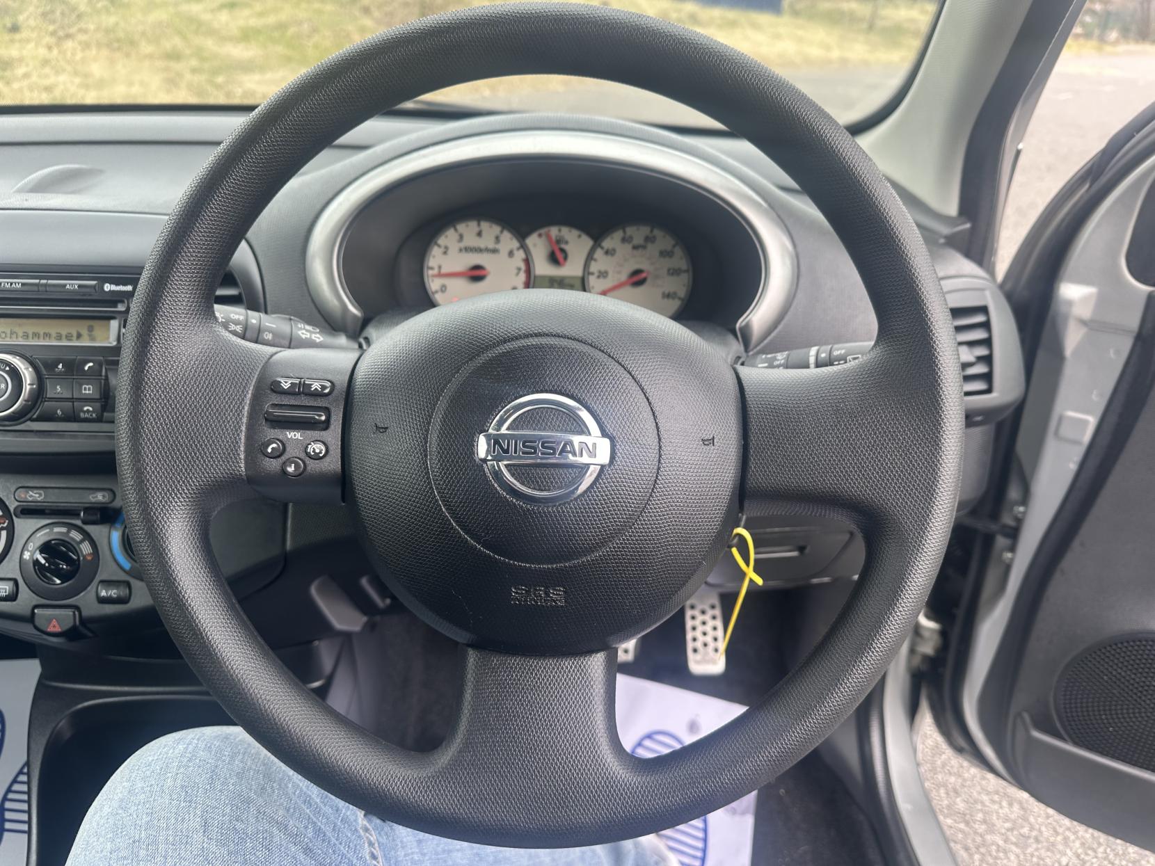 Nissan Micra 1.2 16v Acenta+ Hatchback 5dr Petrol Manual (139 g/km, 79 bhp)