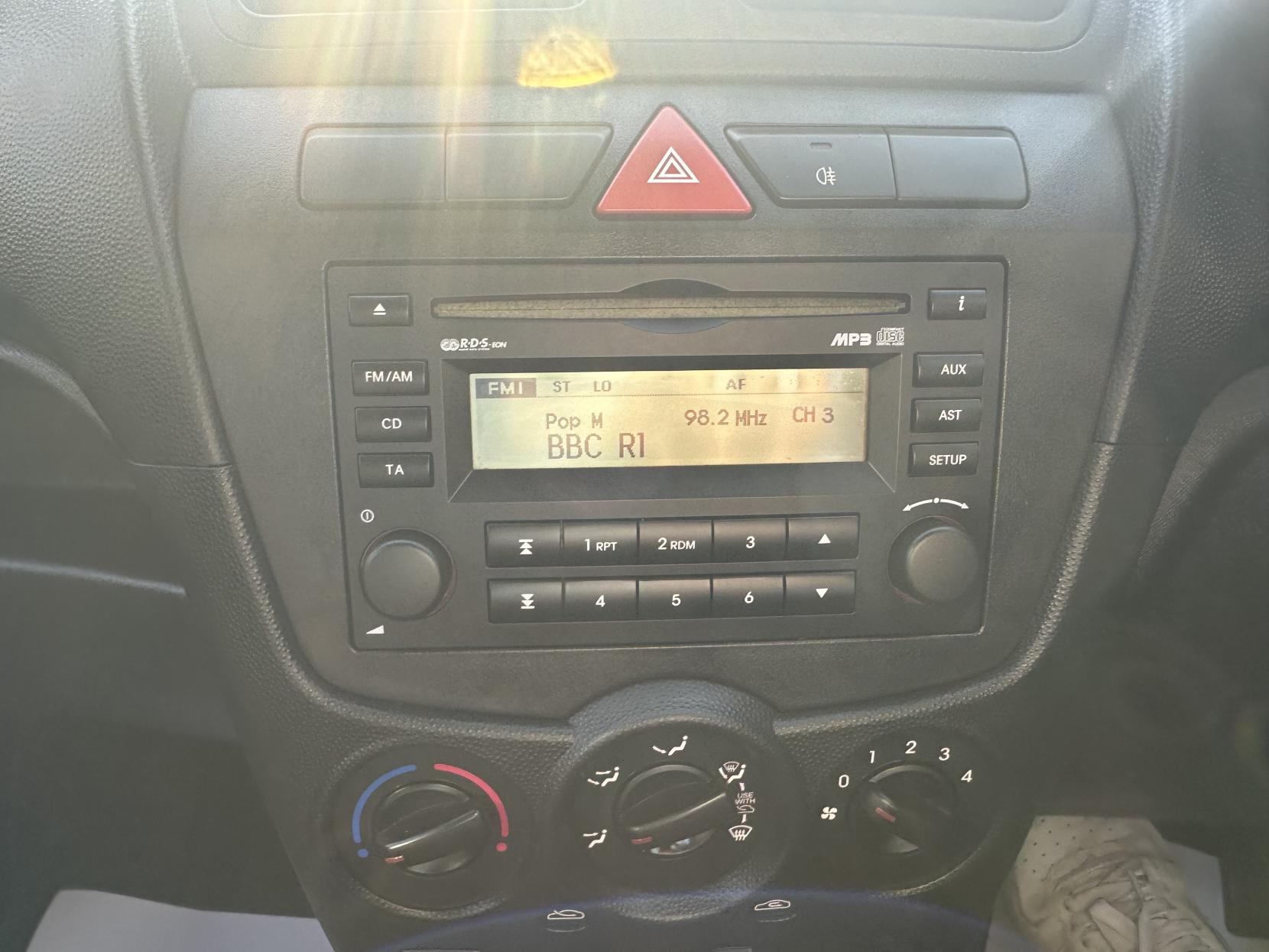 Kia Picanto 1.1 Strike Hatchback 5dr Petrol Manual (114 g/km, 64 bhp)