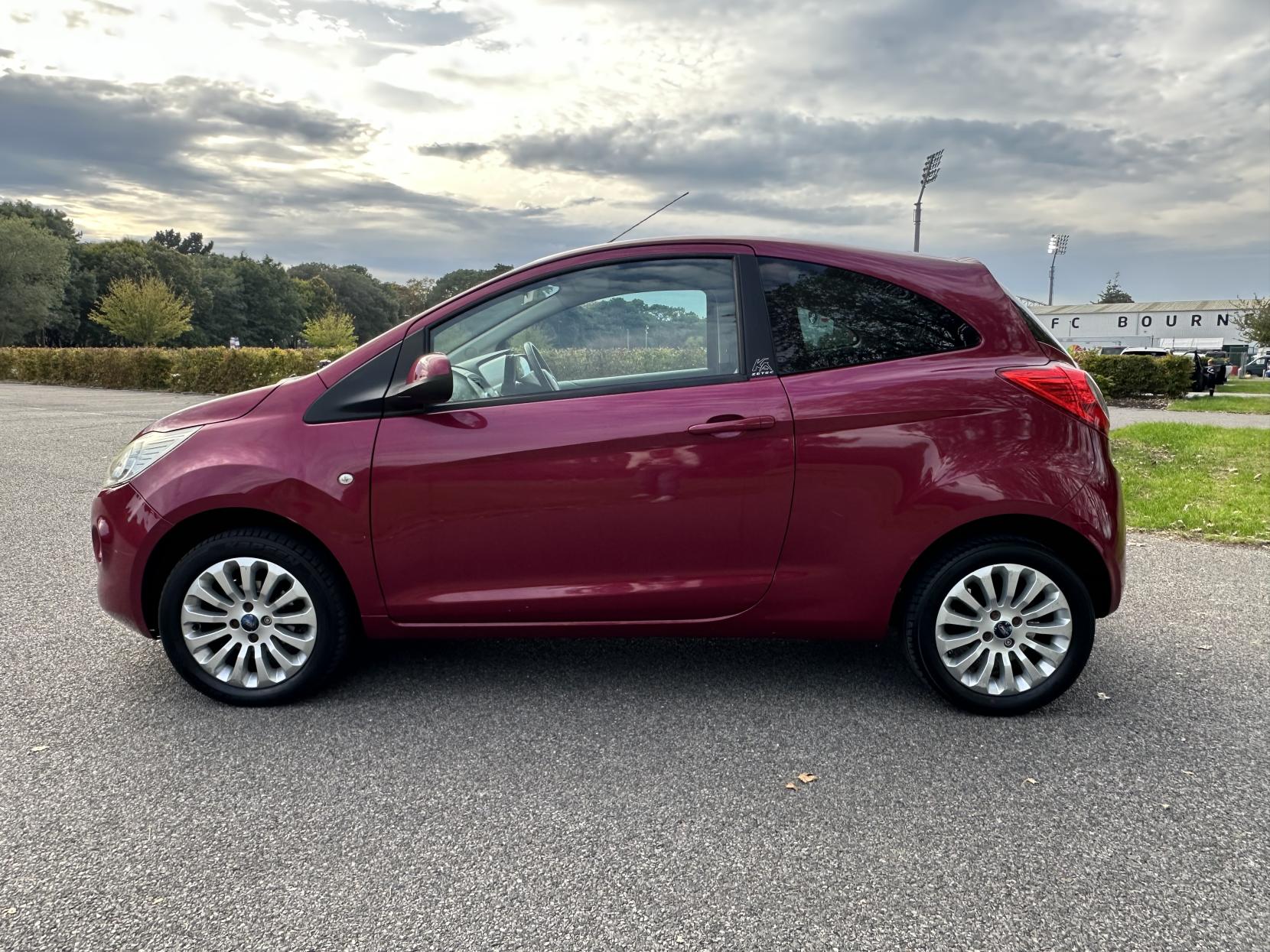 Ford Ka 1.2 Zetec Hatchback 3dr Petrol Manual Euro 4 (69 ps)