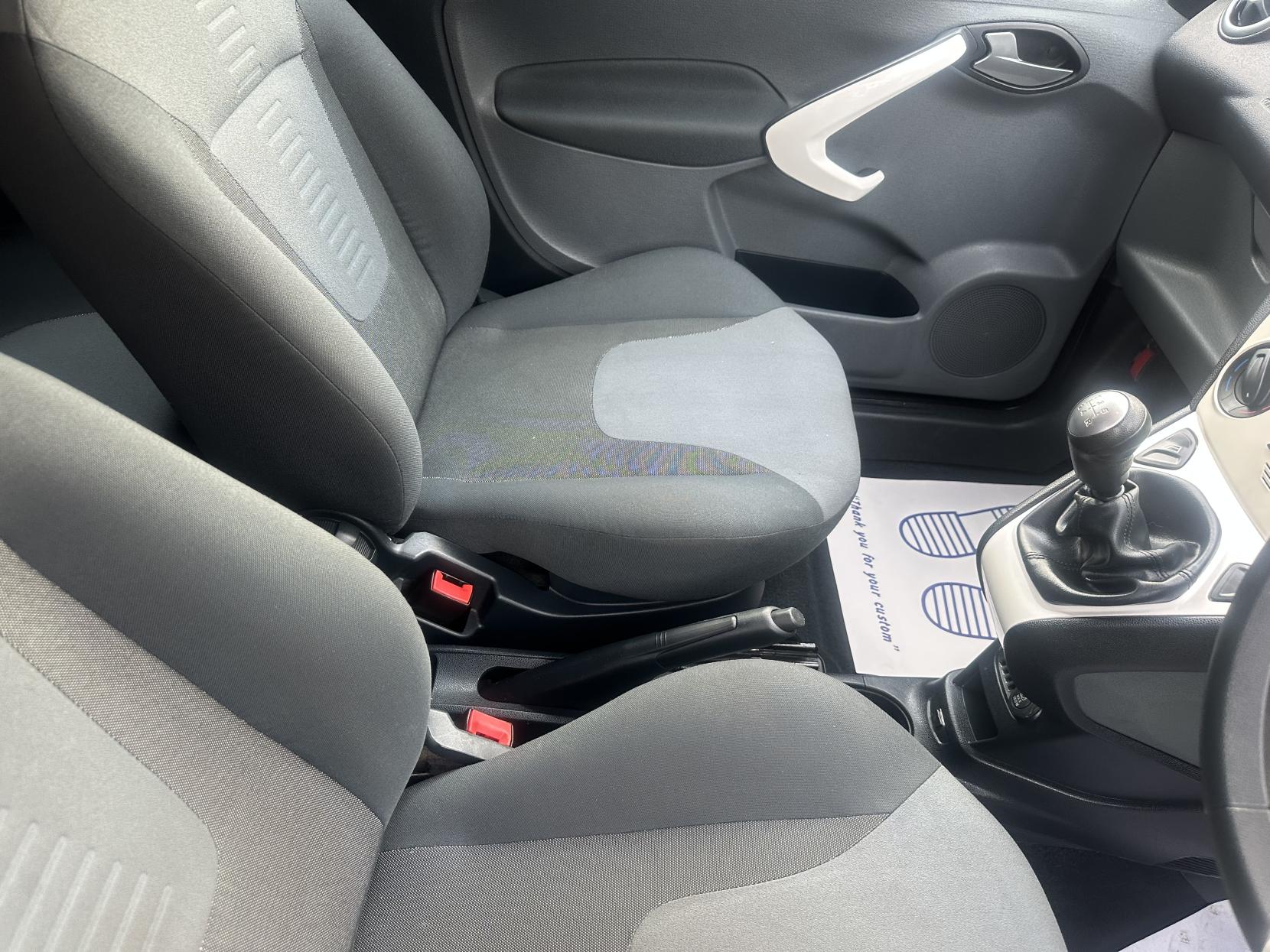 Ford Ka 1.2 Zetec Hatchback 3dr Petrol Manual Euro 4 (69 ps)
