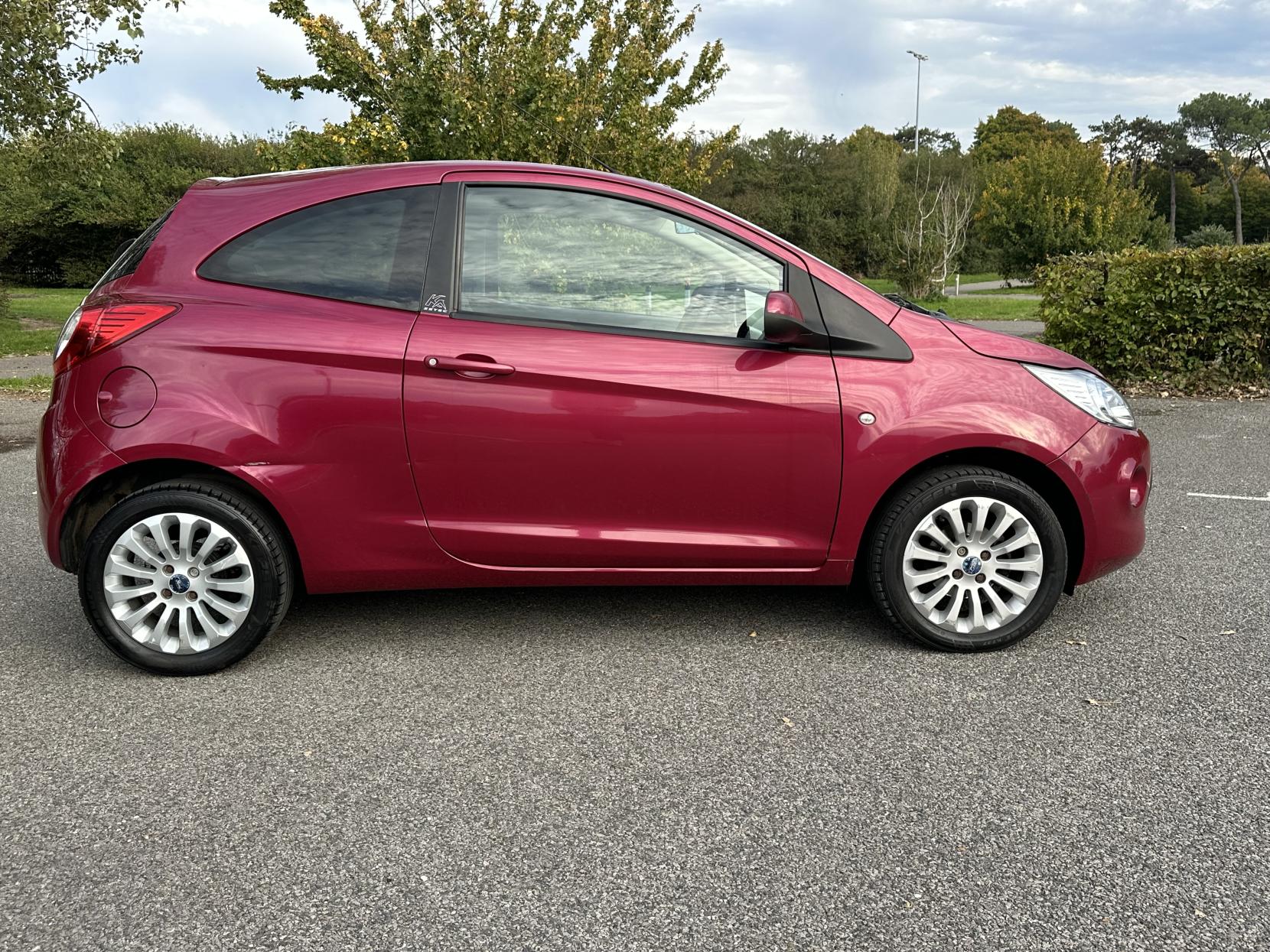 Ford Ka 1.2 Zetec Hatchback 3dr Petrol Manual Euro 4 (69 ps)