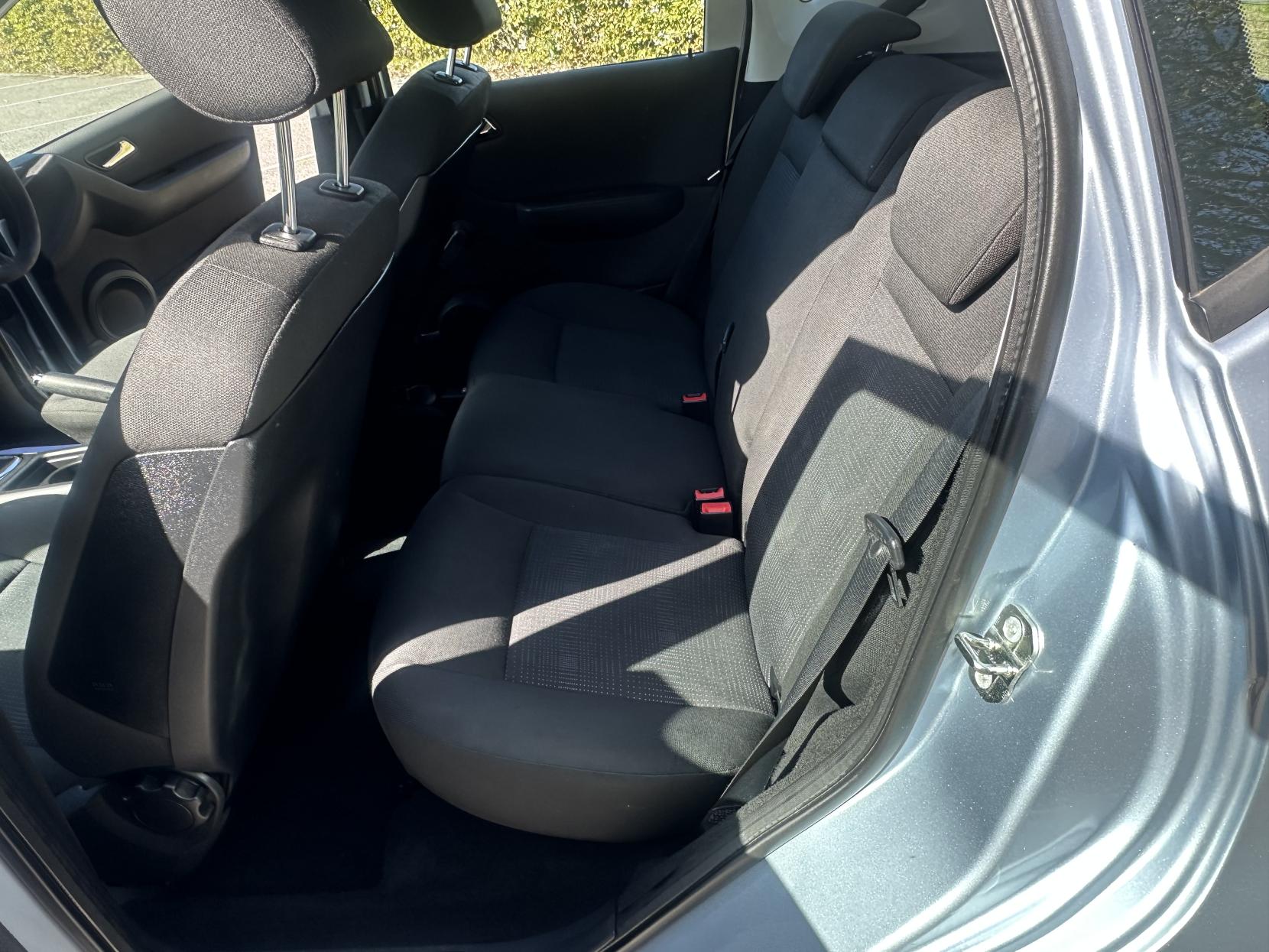 Mercedes-Benz A Class 2.0 A160 CDI Classic SE Hatchback 5dr Diesel CVT (142 g/km, 82 bhp)