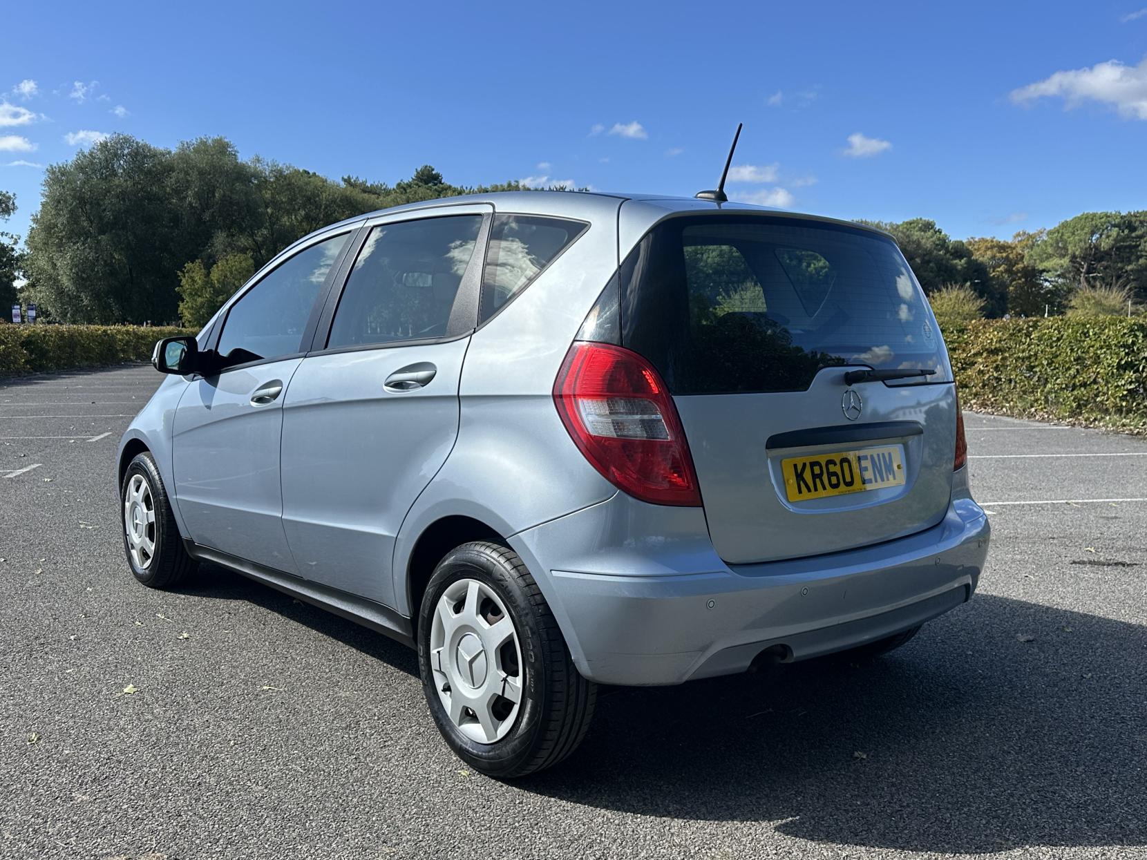 Mercedes-Benz A Class 2.0 A160 CDI Classic SE Hatchback 5dr Diesel CVT (142 g/km, 82 bhp)