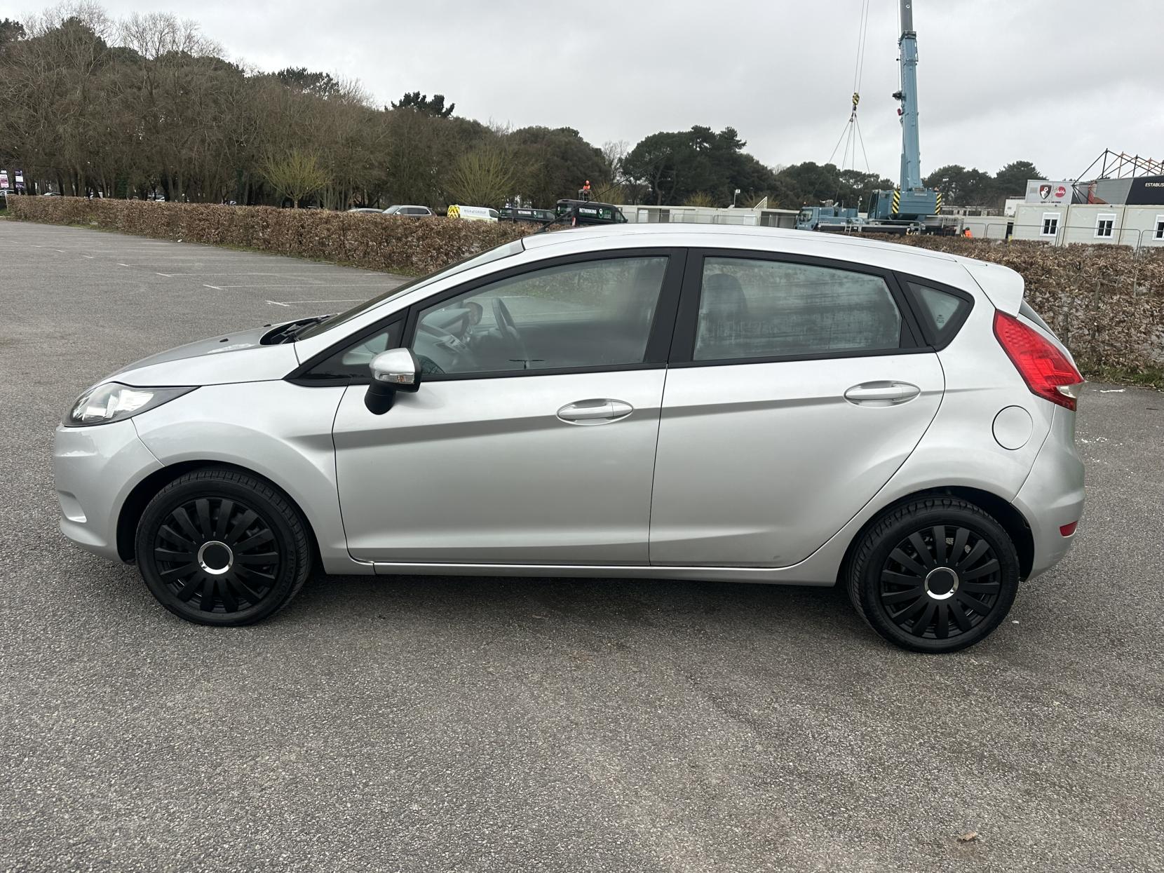 Ford Fiesta 1.25 Style Hatchback 5dr Petrol Manual (128 g/km, 59 bhp)