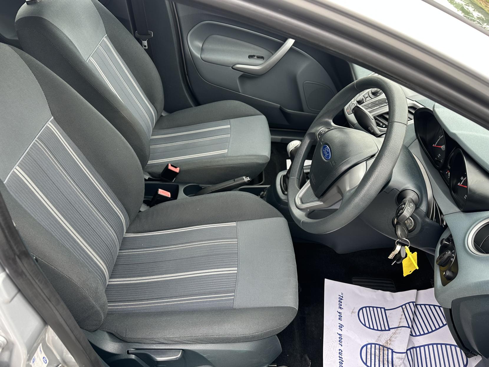 Ford Fiesta 1.25 Style Hatchback 5dr Petrol Manual (128 g/km, 59 bhp)