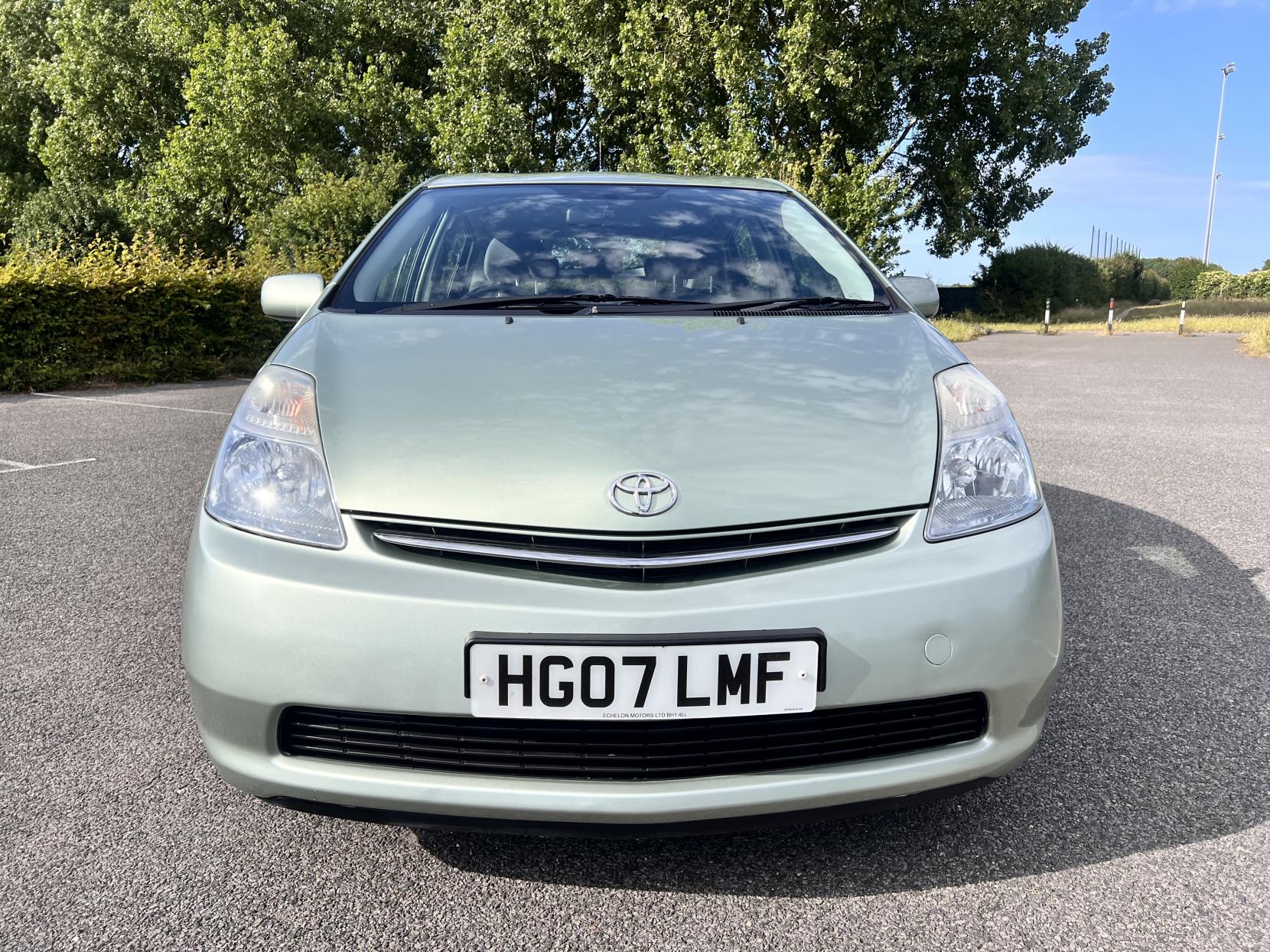 Toyota Prius 1.5 T3 Hatchback 5dr Petrol Hybrid CVT (104 g/km, 76 bhp)