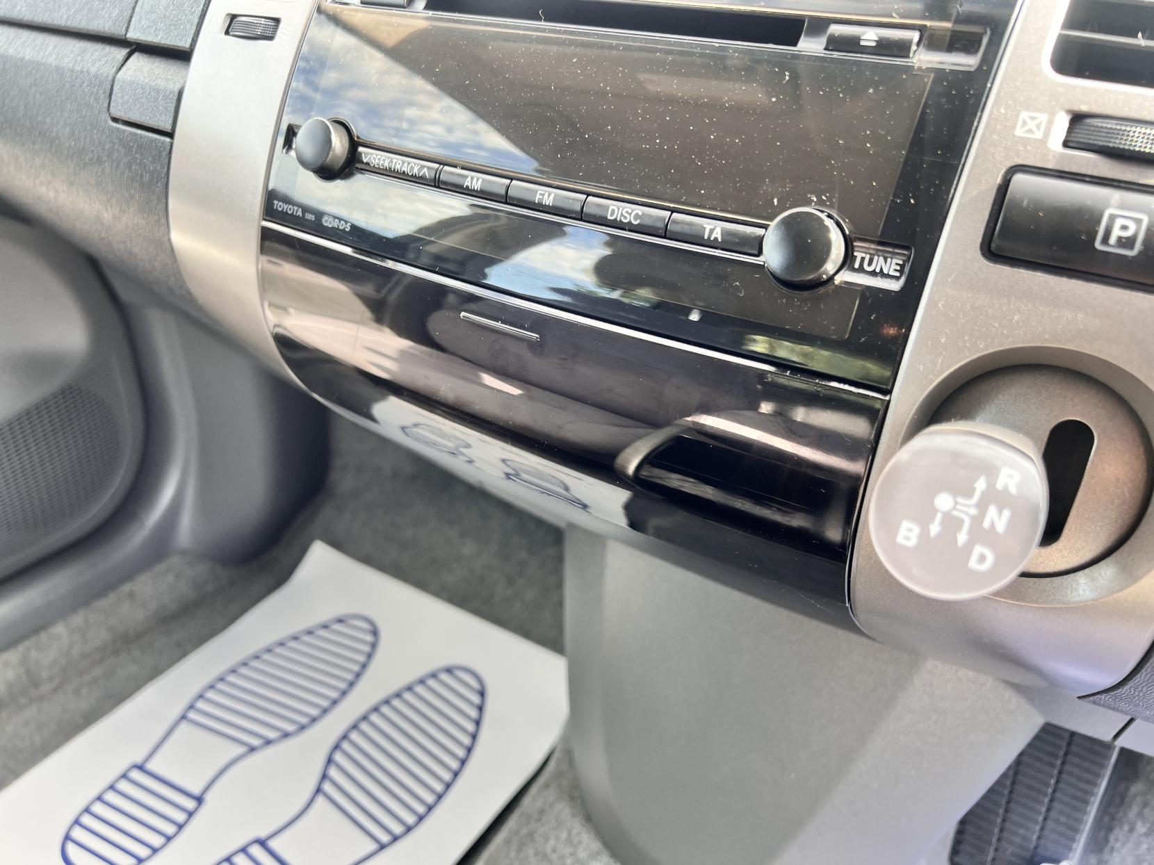 Toyota Prius 1.5 T3 Hatchback 5dr Petrol Hybrid CVT (104 g/km, 76 bhp)