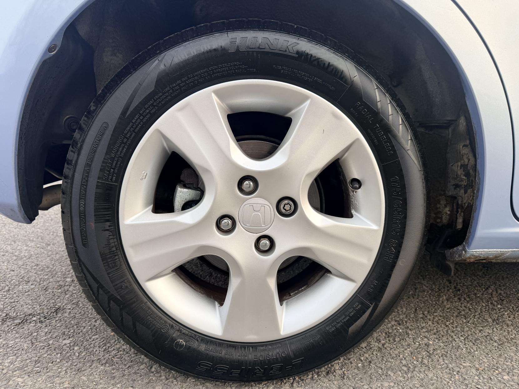 Honda Jazz 1.4 i-VTEC ES Hatchback 5dr Petrol Manual Euro 4 (100 ps)