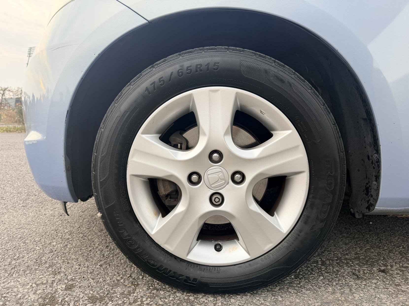 Honda Jazz 1.4 i-VTEC ES Hatchback 5dr Petrol Manual Euro 4 (100 ps)