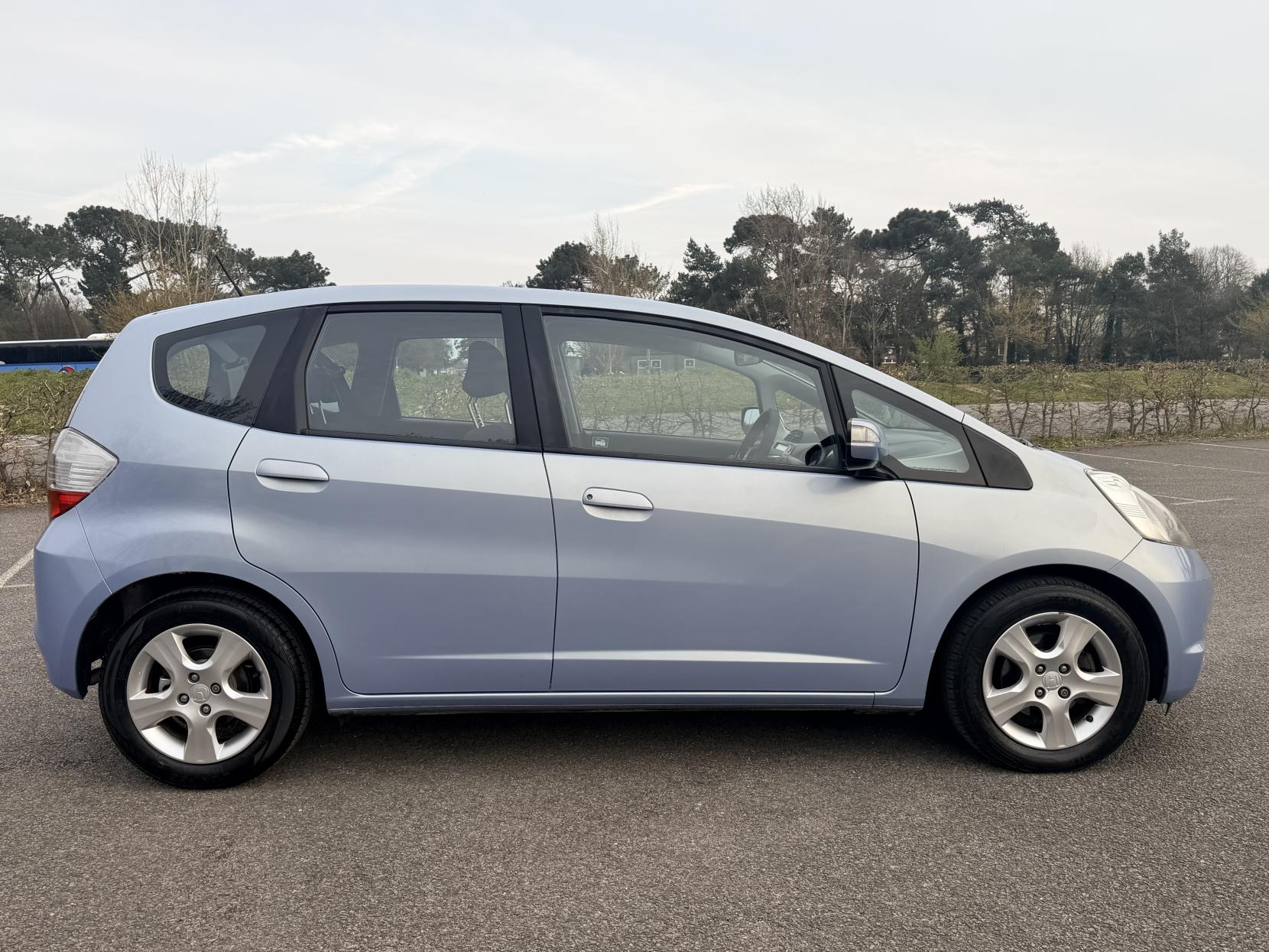 Honda Jazz 1.4 i-VTEC ES Hatchback 5dr Petrol Manual Euro 4 (100 ps)