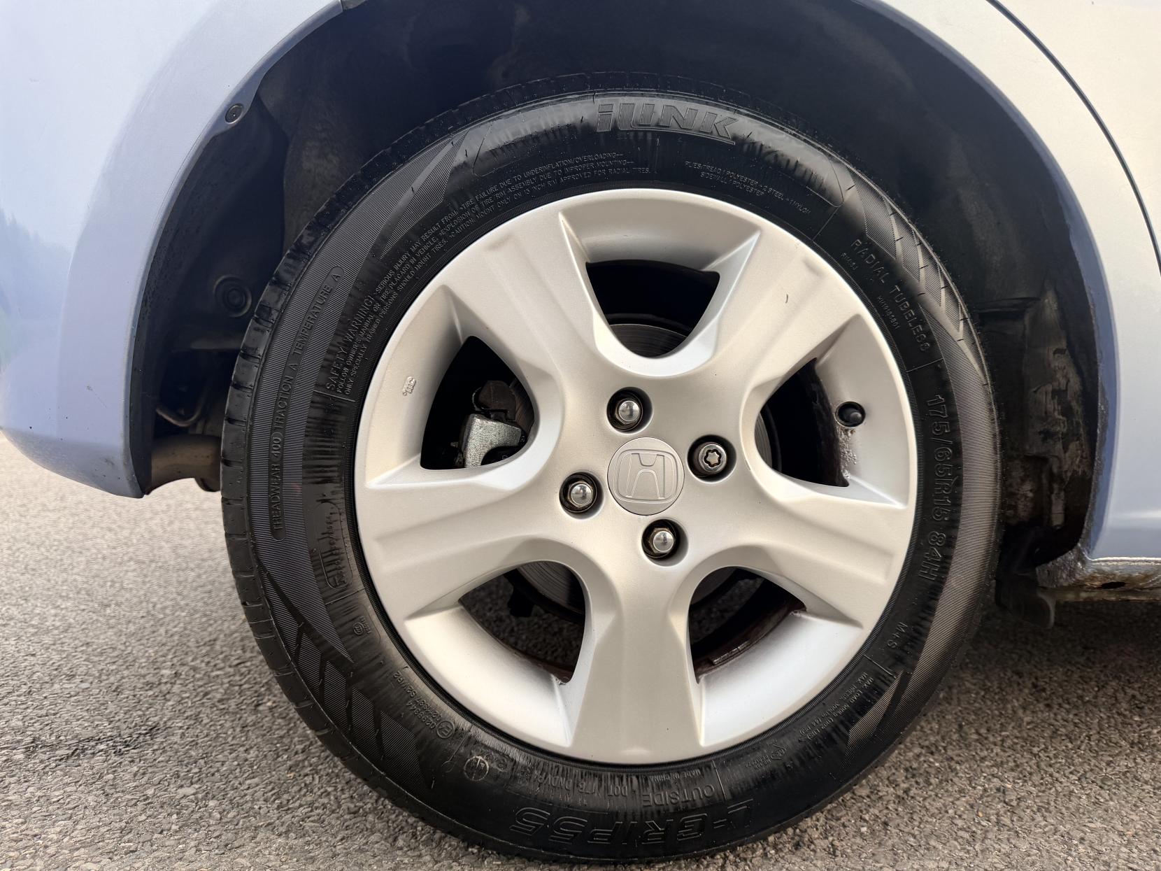 Honda Jazz 1.4 i-VTEC ES Hatchback 5dr Petrol Manual Euro 4 (100 ps)