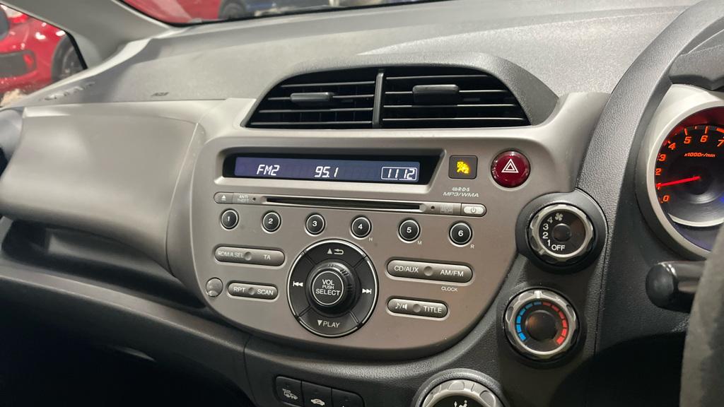 Honda Jazz 1.4 i-VTEC ES Hatchback 5dr Petrol Manual Euro 4 (100 ps)