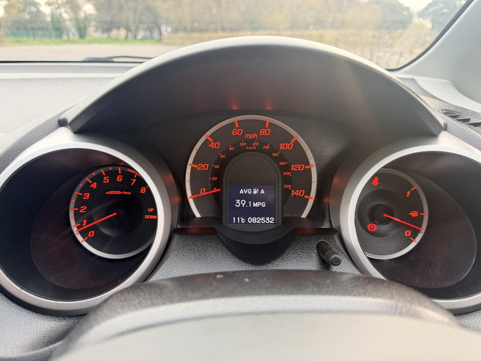 Honda Jazz 1.4 i-VTEC ES Hatchback 5dr Petrol Manual Euro 4 (100 ps)