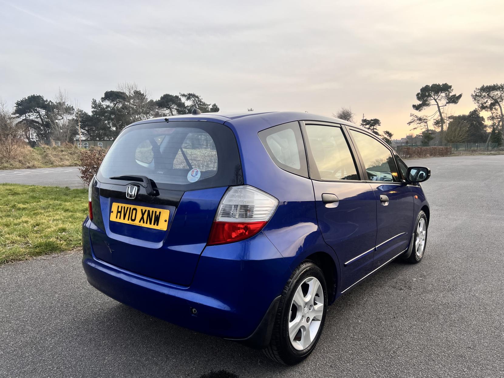 Honda Jazz 1.2 i-VTEC SE Hatchback 5dr Petrol Manual Euro 4 (90 ps)