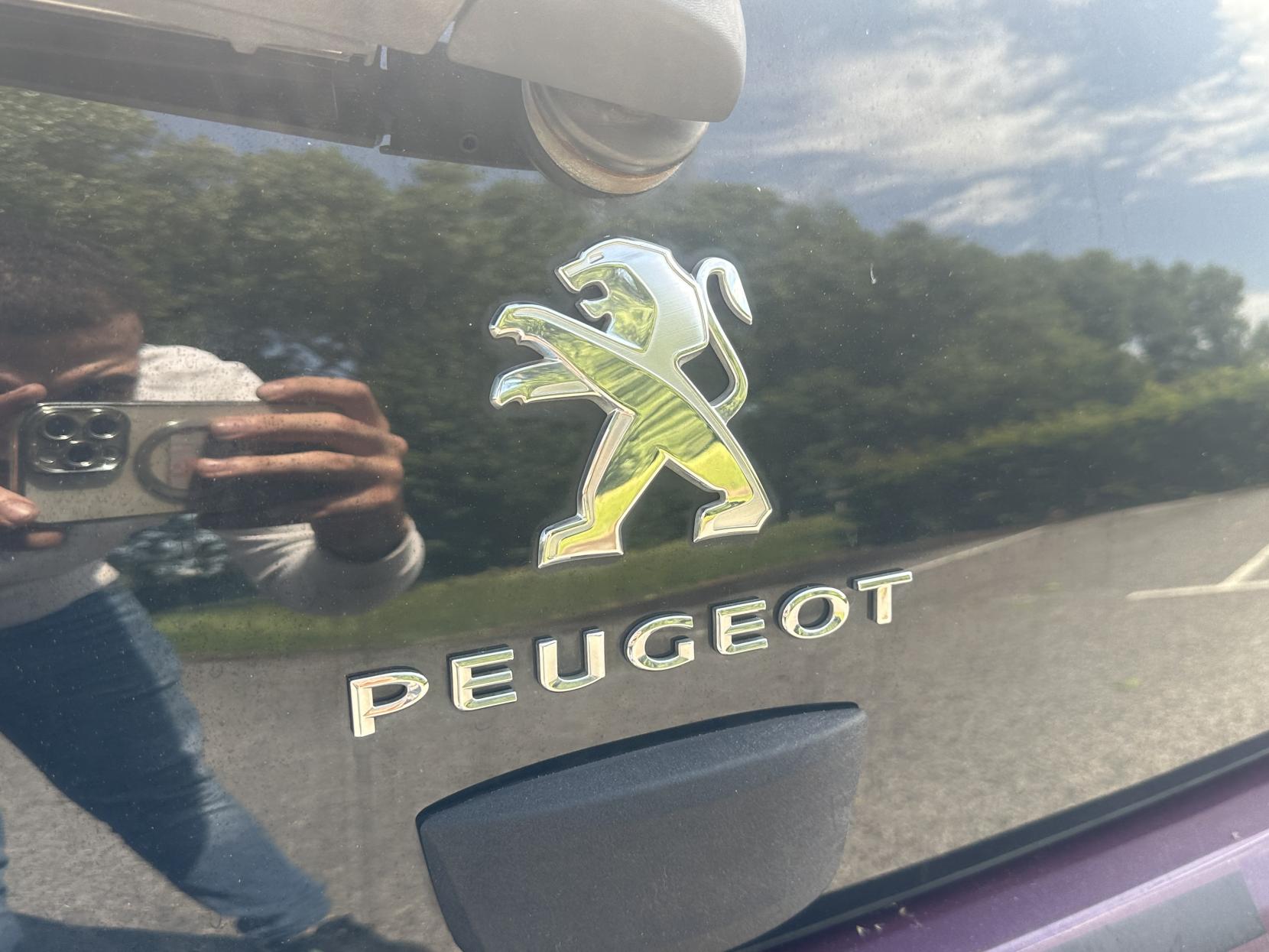 Peugeot 108 1.0 VTi Active Hatchback 3dr Petrol Manual Euro 5 Euro 5 (68 ps)
