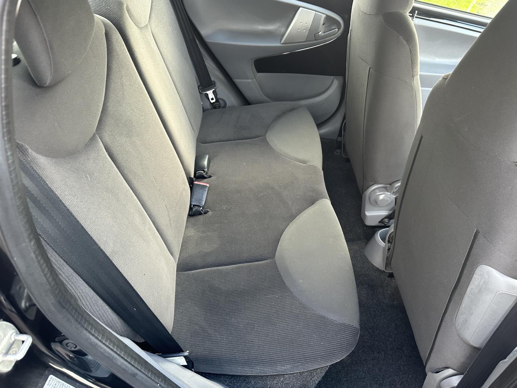 Citroen C1 1.0i Rhythm Hatchback 5dr Petrol Manual Euro 4 (67 ps)