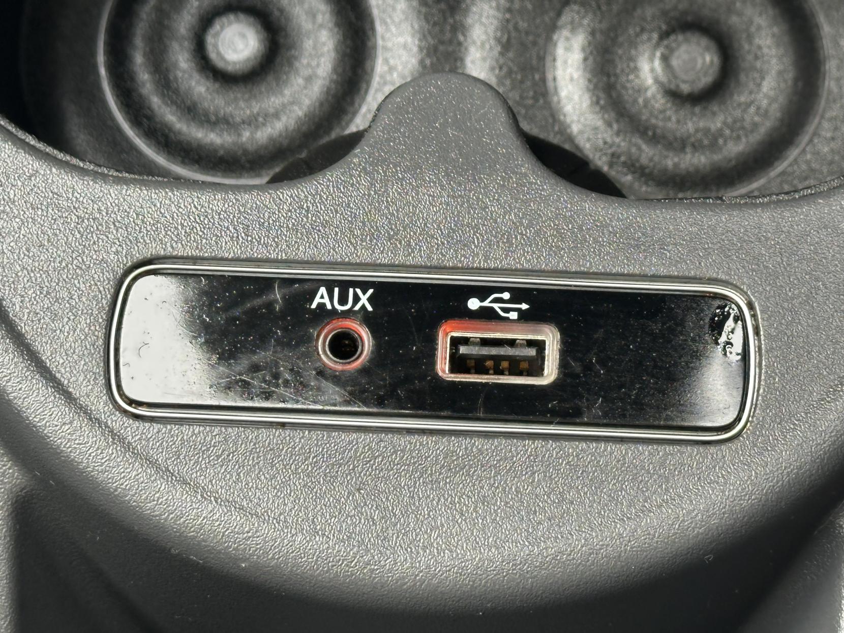 Fiat 500 1.2 Lounge Hatchback 3dr Petrol Manual Euro 6 (s/s) (69 bhp)