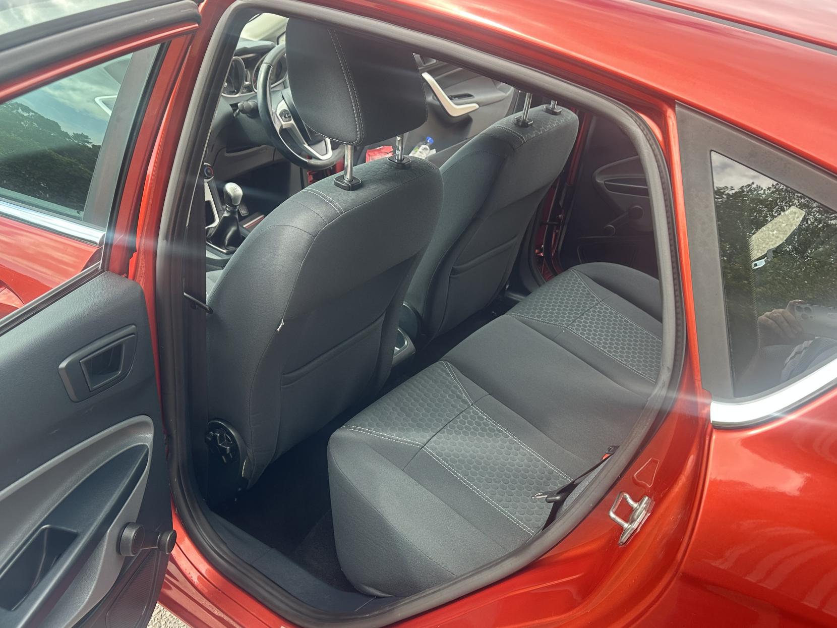Ford Fiesta 1.25 Zetec Hatchback 5dr Petrol Manual (133 g/km, 81 bhp)