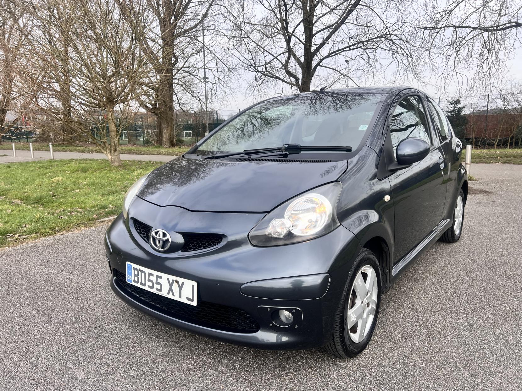 Toyota AYGO 1.0 VVT-i Sport Hatchback 3dr Petrol Manual Euro 4 (67 bhp)