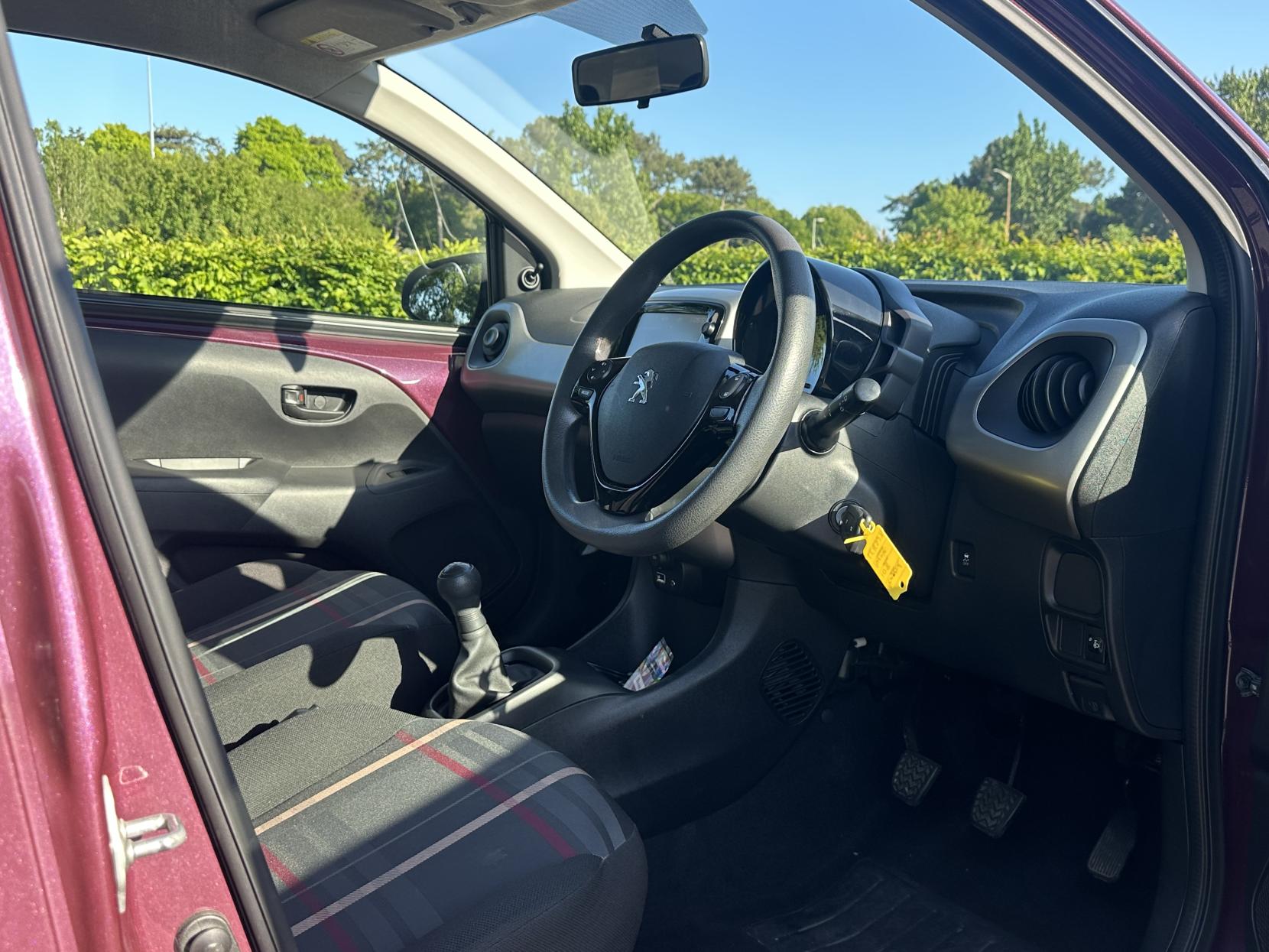 Peugeot 108 1.0 Active Hatchback 5dr Petrol Manual Euro 6 (68 ps)