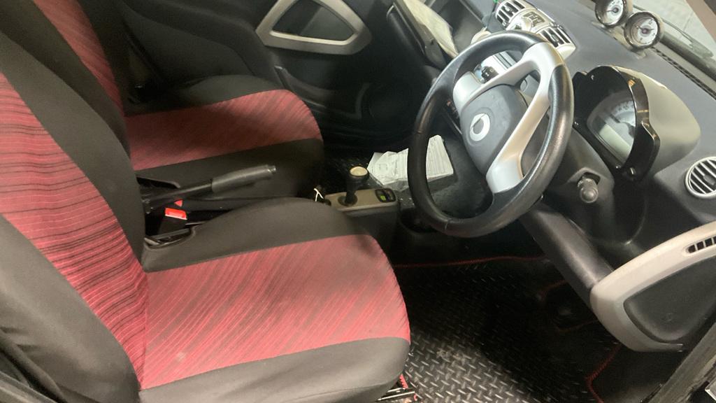 Smart fortwo 1.0 MHD Pulse Cabriolet 2dr Petrol SoftTouch Euro 5 (s/s) (71 bhp)
