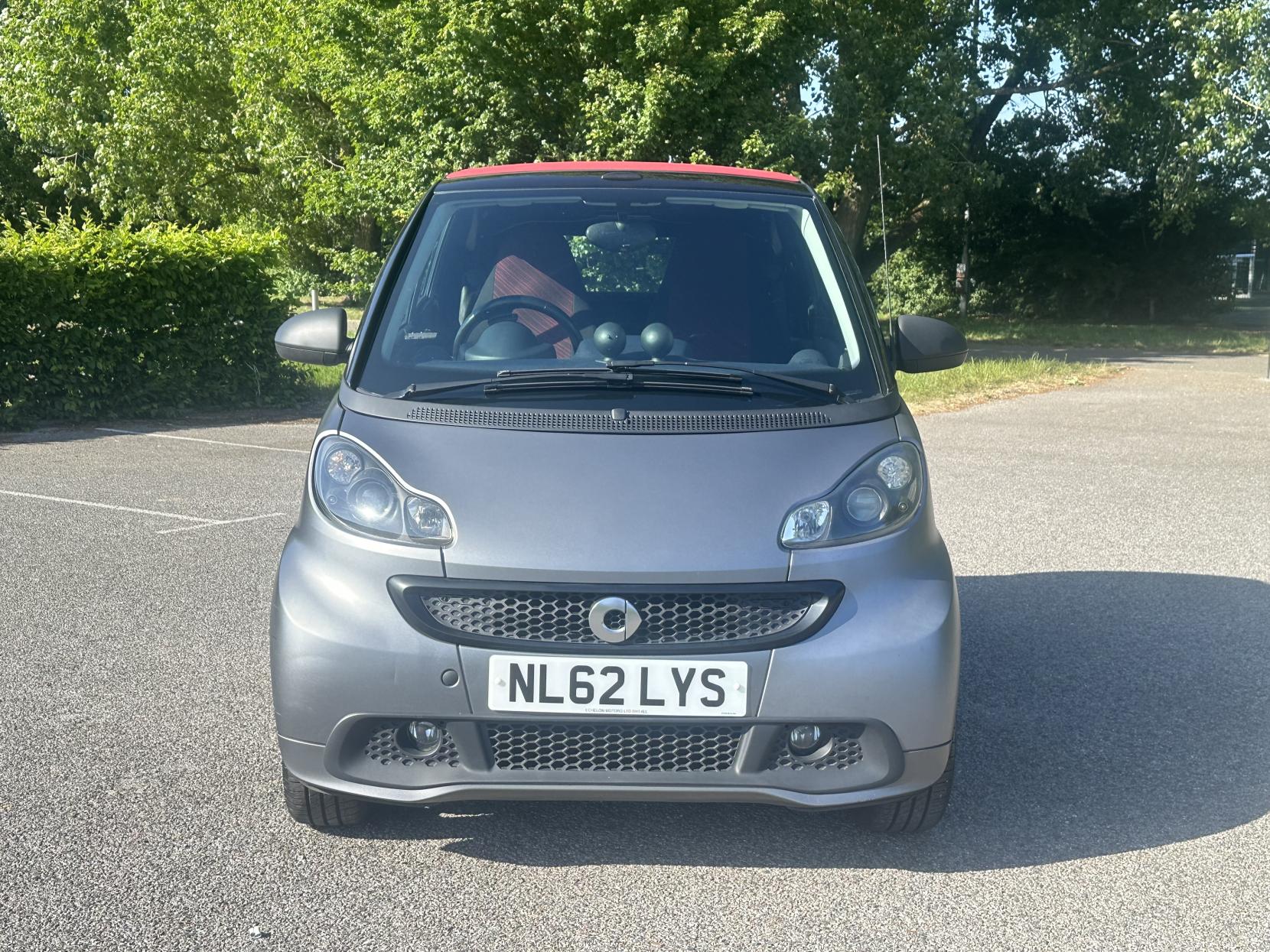 Smart fortwo 1.0 MHD Pulse Cabriolet 2dr Petrol SoftTouch Euro 5 (s/s) (71 bhp)
