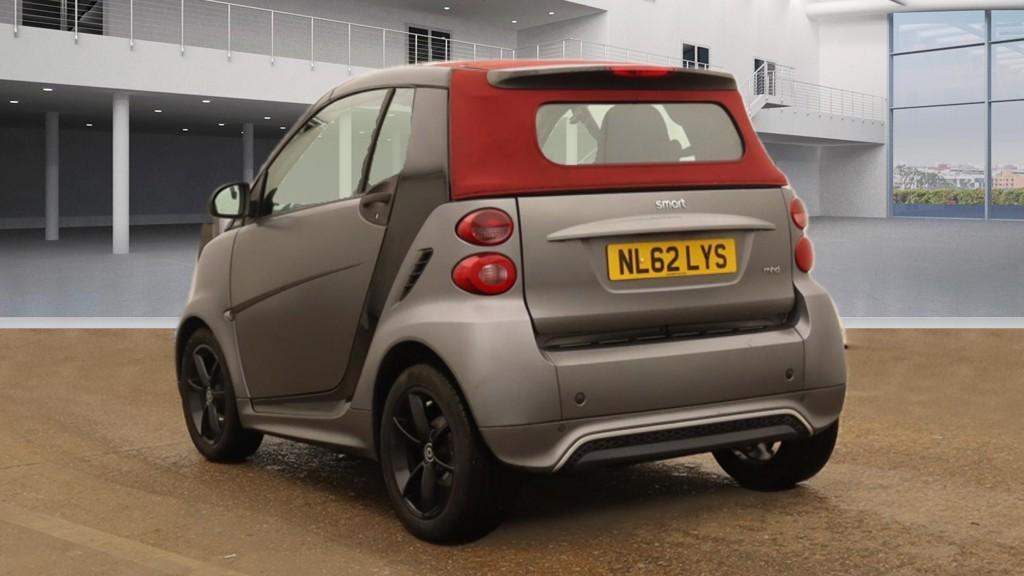 Smart fortwo 1.0 MHD Pulse Cabriolet 2dr Petrol SoftTouch Euro 5 (s/s) (71 bhp)