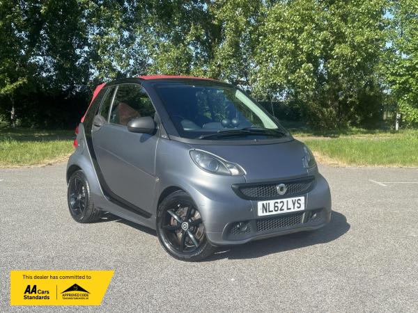 Smart fortwo 1.0 MHD Pulse Cabriolet 2dr Petrol SoftTouch Euro 5 (s/s) (71 bhp)