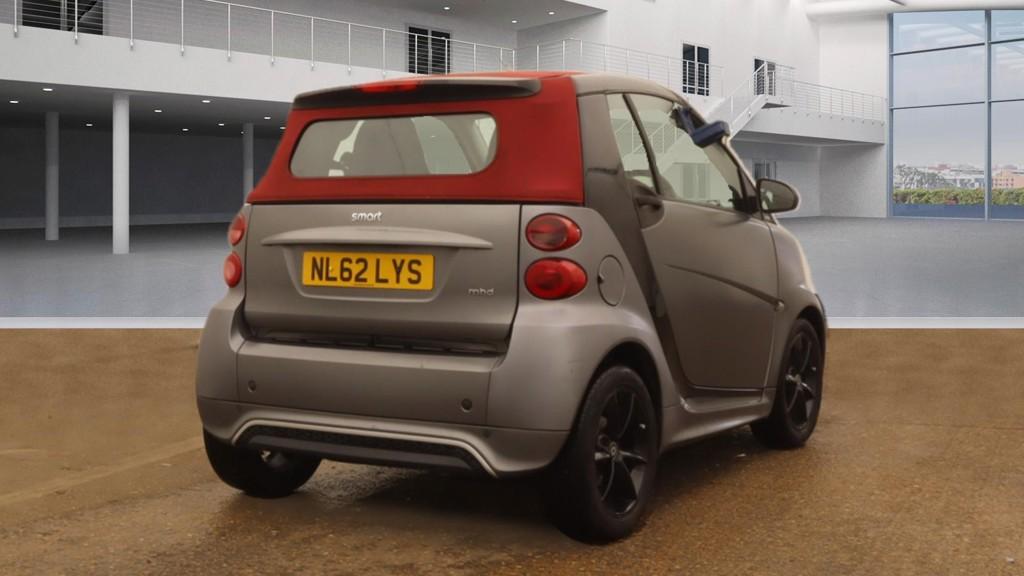 Smart fortwo 1.0 MHD Pulse Cabriolet 2dr Petrol SoftTouch Euro 5 (s/s) (71 bhp)