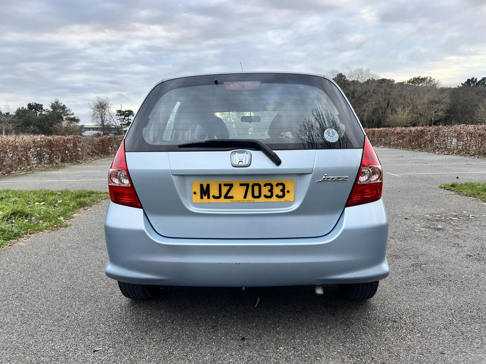 Honda Jazz 1.4 i-DSI SE Hatchback 5dr Petrol Manual (137 g/km, 82 bhp)