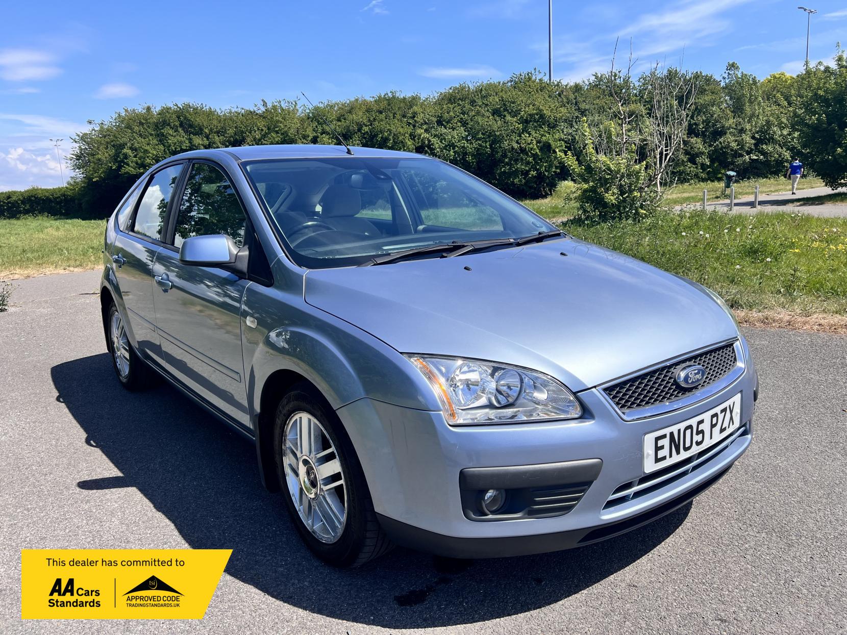 Ford Focus 1.6 Ghia Hatchback 5dr Petrol Automatic (184 g/km, 99 bhp)