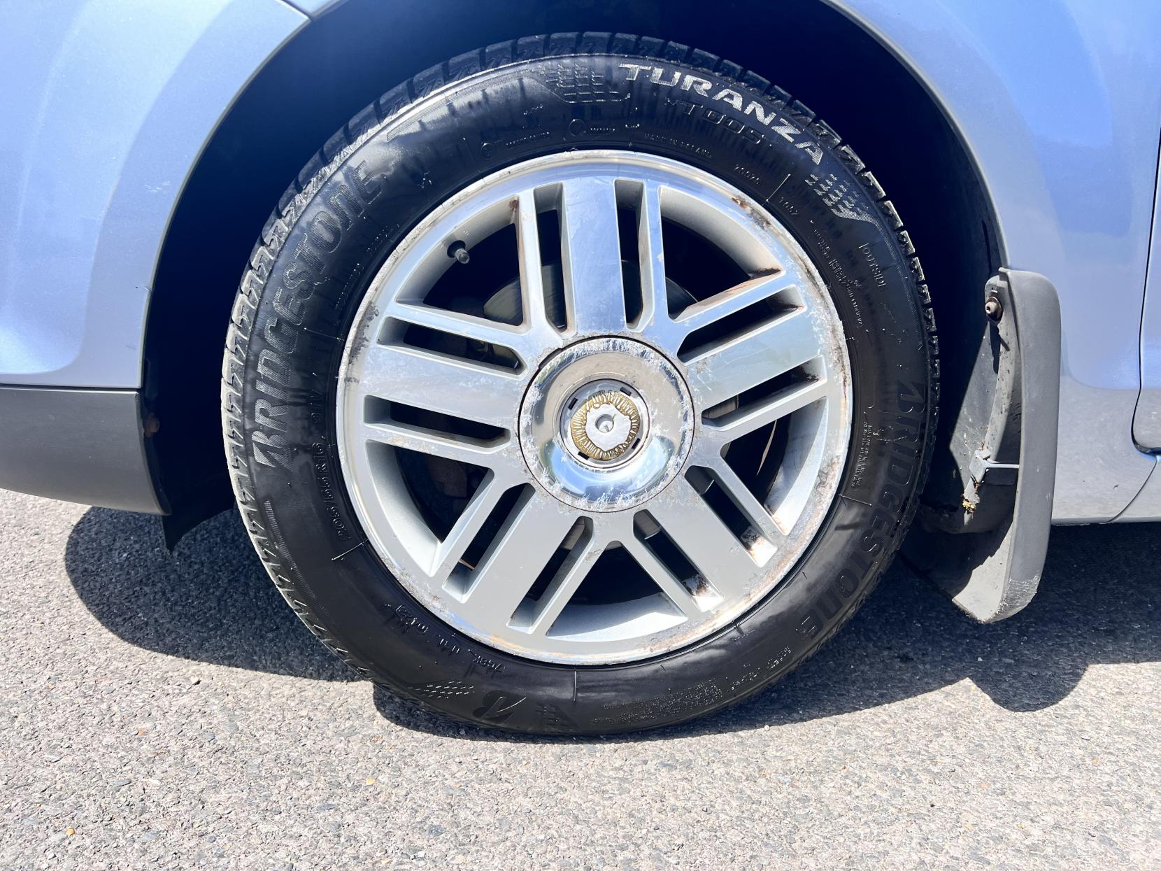 Ford Focus 1.6 Ghia Hatchback 5dr Petrol Automatic (184 g/km, 99 bhp)