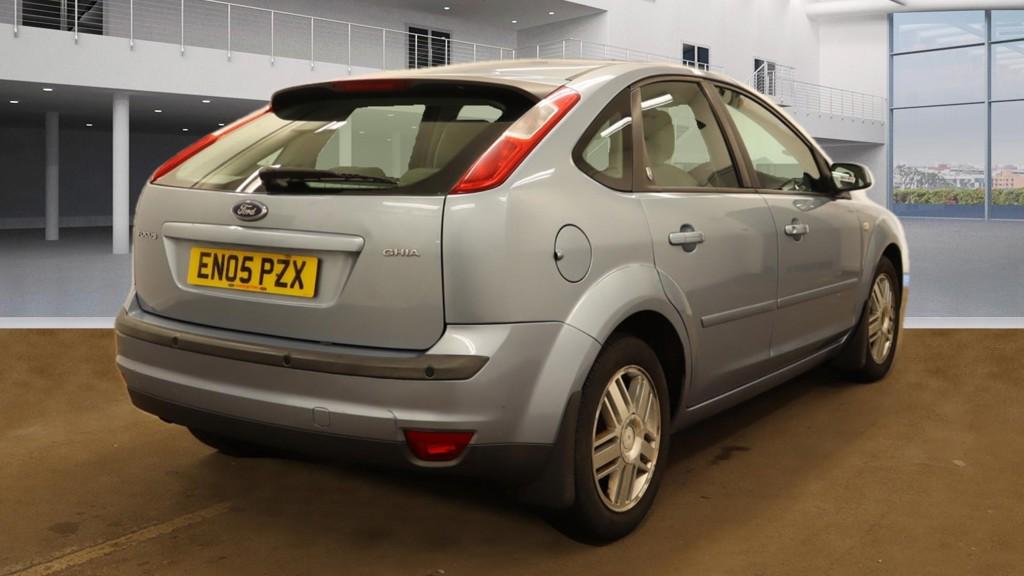 Ford Focus 1.6 Ghia Hatchback 5dr Petrol Automatic (184 g/km, 99 bhp)