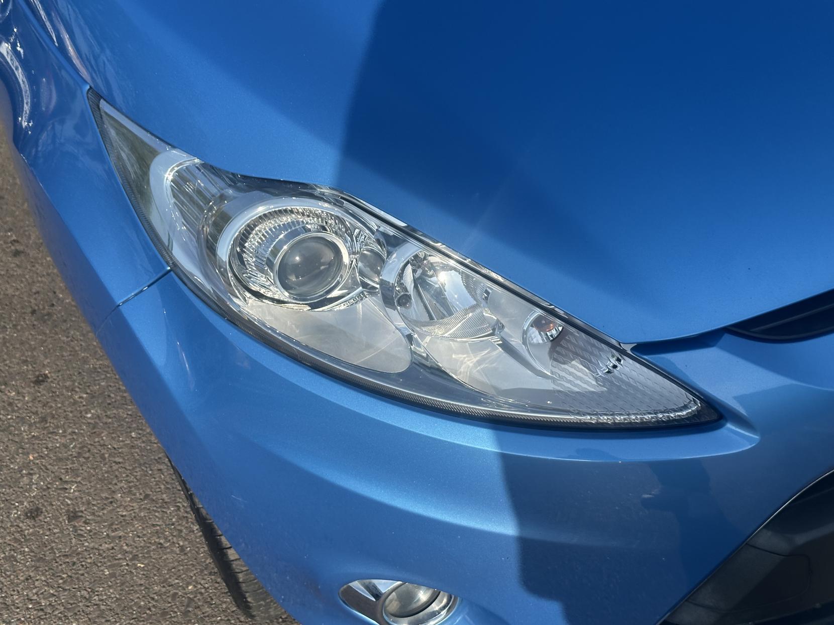 Ford Fiesta 1.4 Zetec Hatchback 5dr Petrol Manual (133 g/km, 94 bhp)