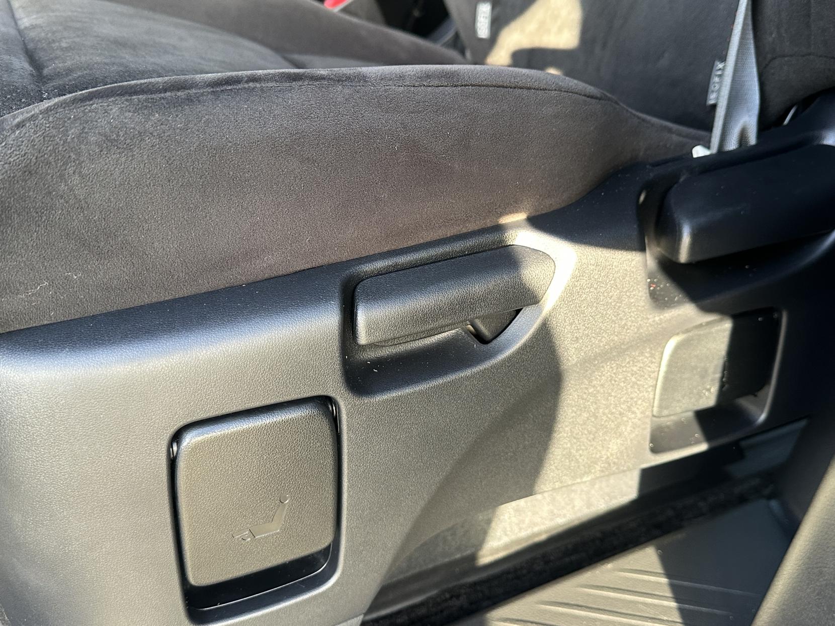 Toyota Alphard 2.4 2010-2011