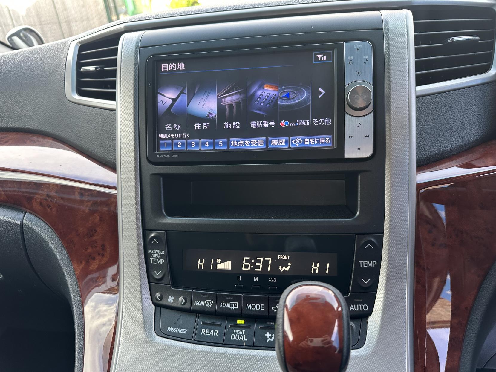 Toyota Alphard 2.4 2010-2011