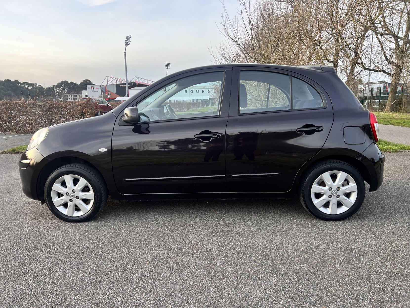 Nissan Micra 1.2 12V Acenta Hatchback 5dr Petrol CVT Euro 5 (80 ps)