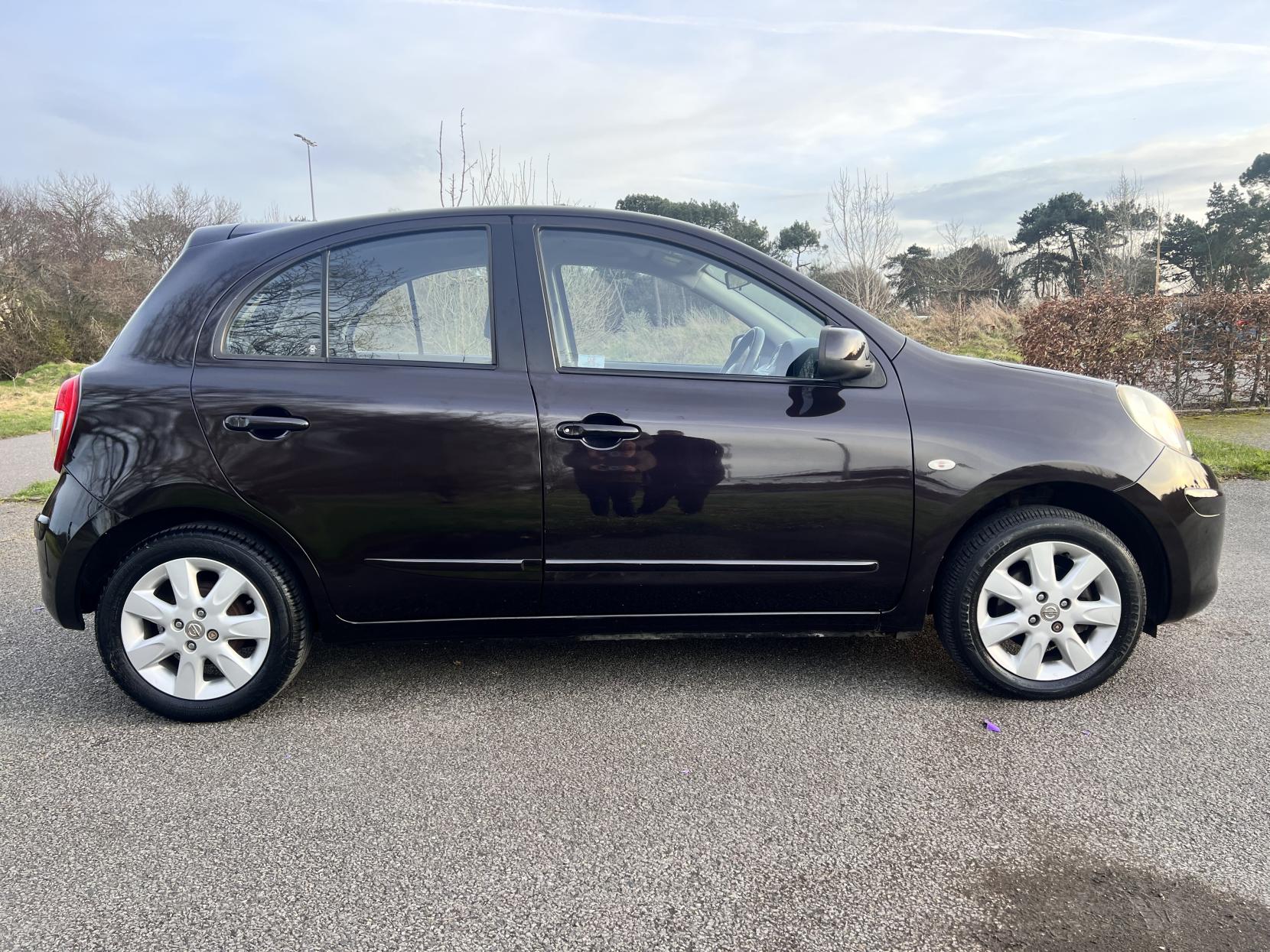 Nissan Micra 1.2 12V Acenta Hatchback 5dr Petrol CVT Euro 5 (80 ps)