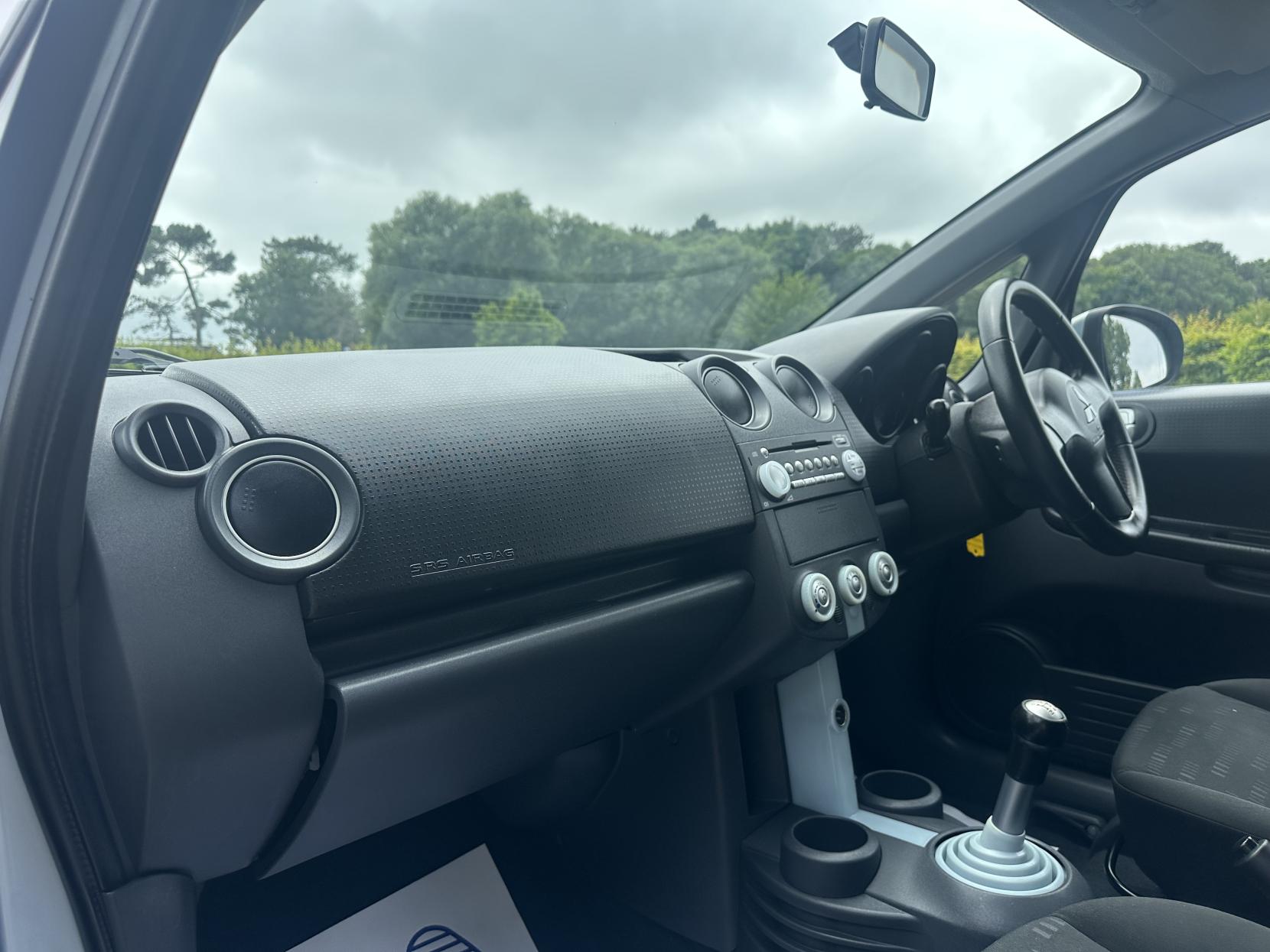 Mitsubishi Colt 1.3 CZ2 Hatchback 3dr Petrol Manual (143 g/km, 94 bhp)