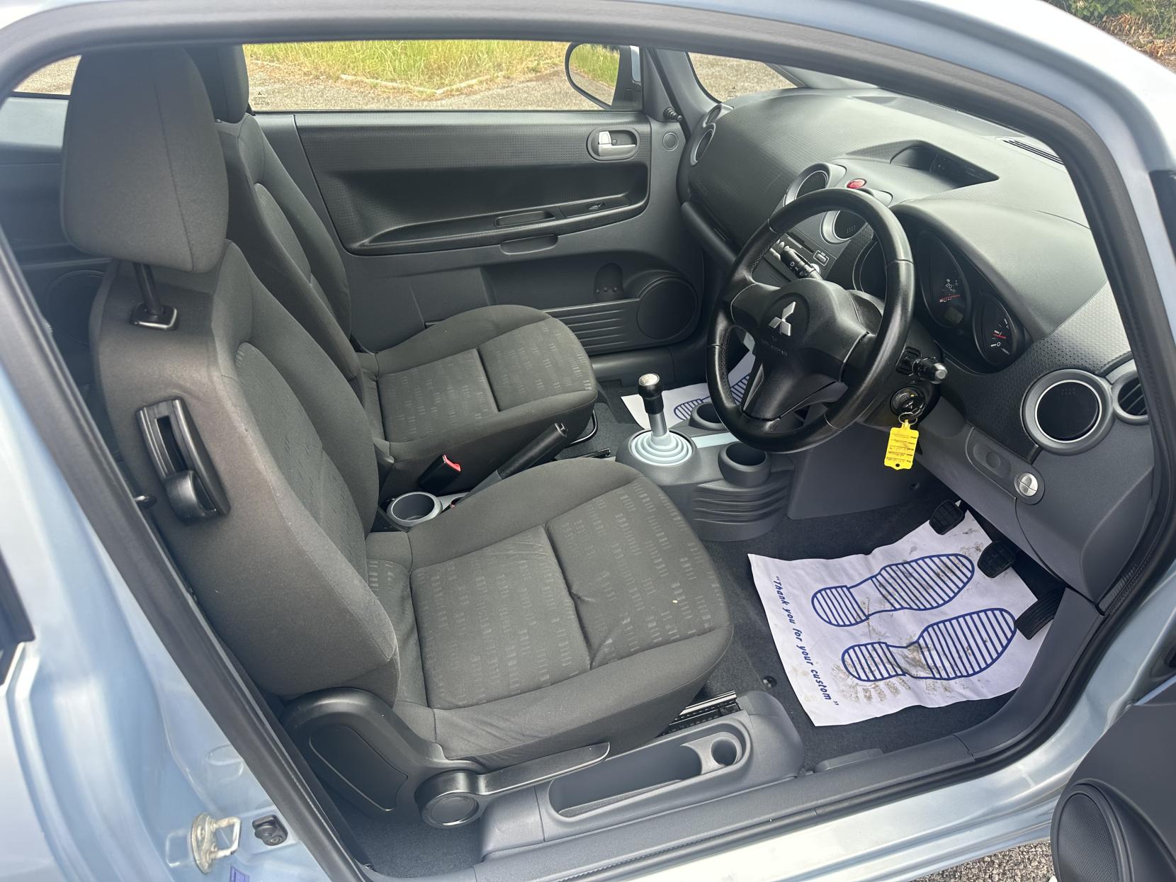 Mitsubishi Colt 1.3 CZ2 Hatchback 3dr Petrol Manual (143 g/km, 94 bhp)