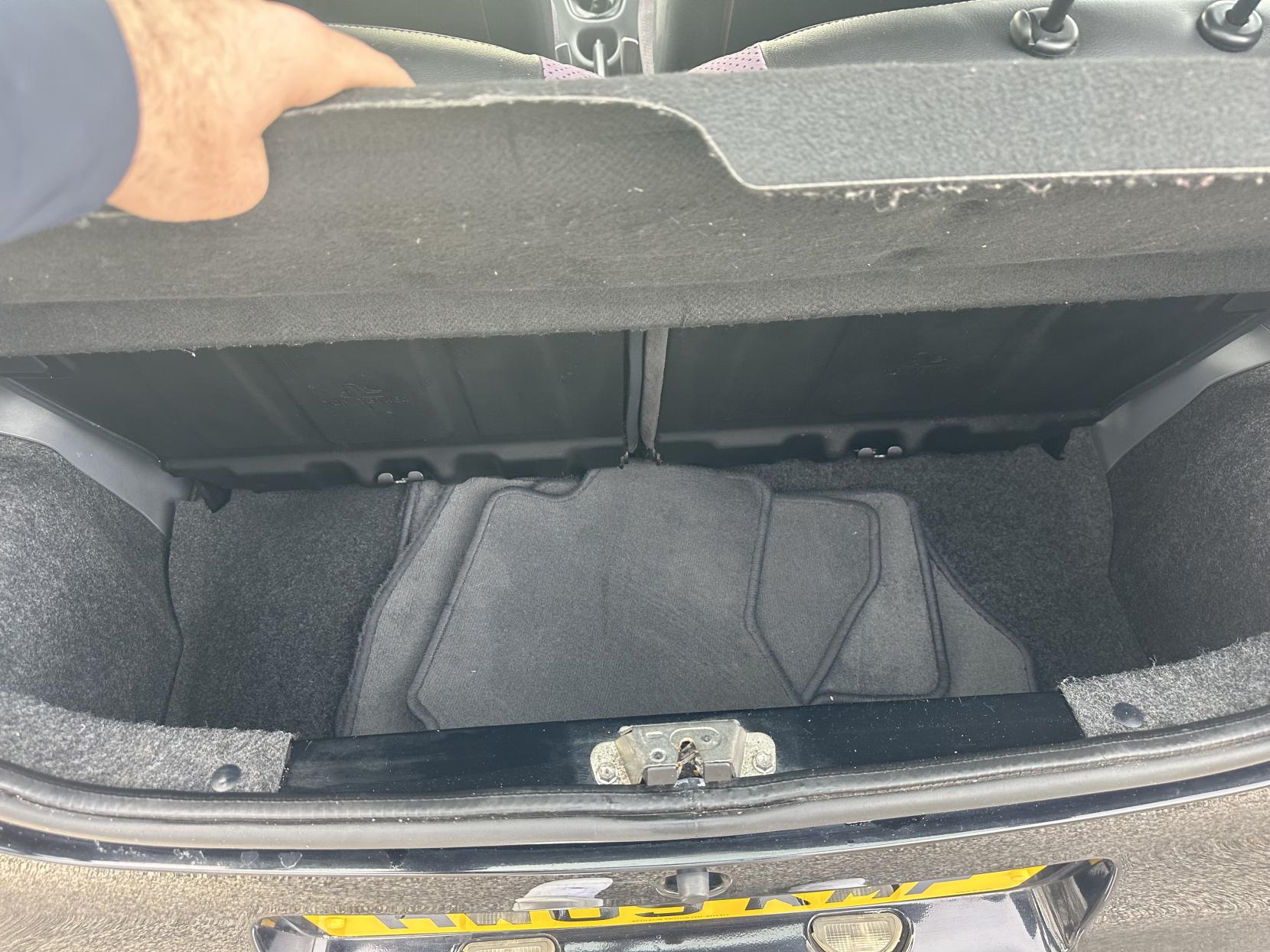 Toyota AYGO 1.0 VVT-i Black Hatchback 5dr Petrol Manual Euro 4 (AC) (67 bhp)