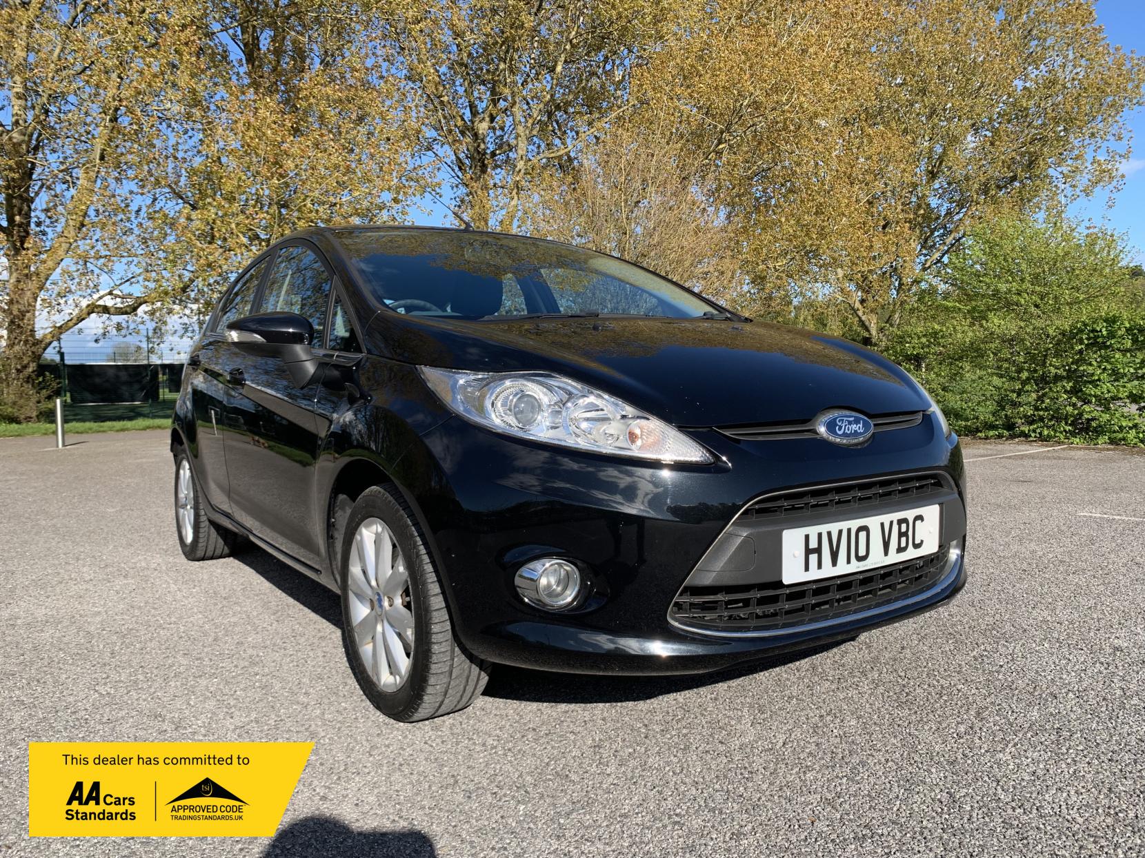 Ford Fiesta 1.4 Zetec Hatchback 5dr Petrol Manual (133 g/km, 94 bhp)